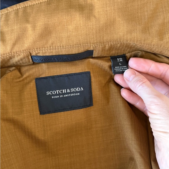 Scotch & Soda Brown Raincoat with Hood and Zipper - Picture 6 of 15